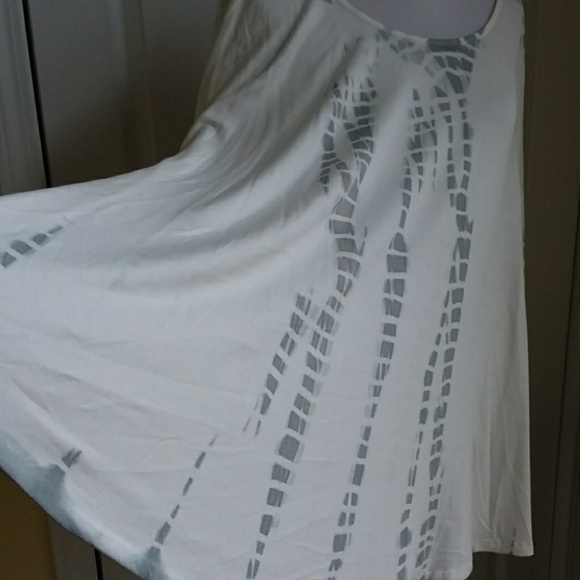 Comfy Super Relaxed Fit Swing Top Plus Sizes - Picture 4 of 7